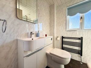 Photo 18- click for photo gallery